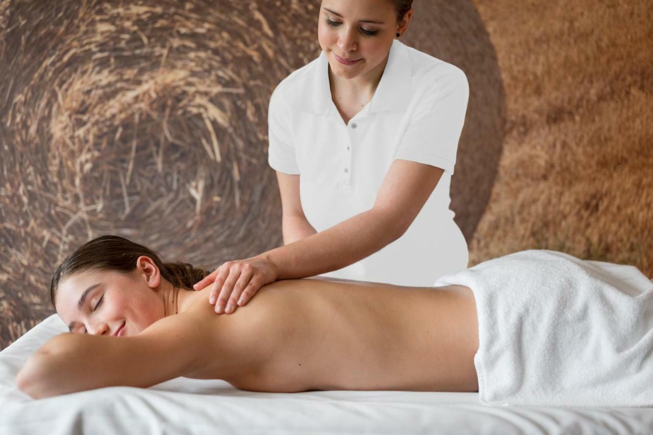 Aldiana Club Salzkammergut Und Grimmingtherme Bad Mitterndorf Ngoại thất bức ảnh